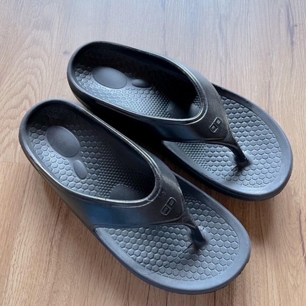 Spenco Men’s Fusion 2 Sandal Flip-Flop, Black Size M11